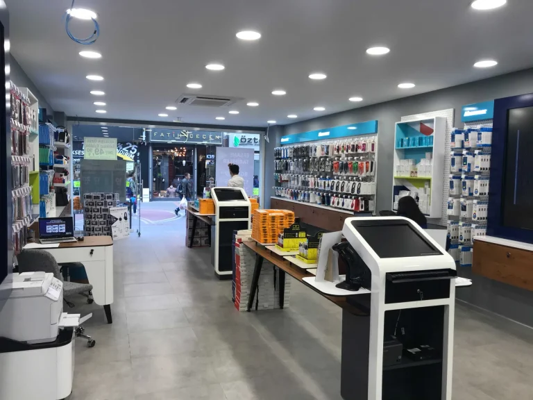 Türk Telekom 32 Adet Bayi Yenilemesi