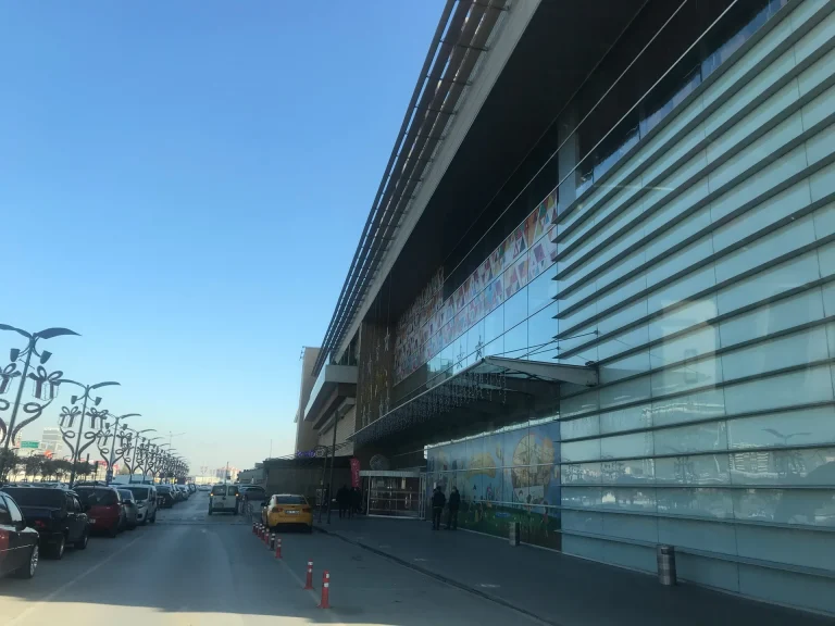 Optimum Alışveriş Merkezi Cephe Tadilatları