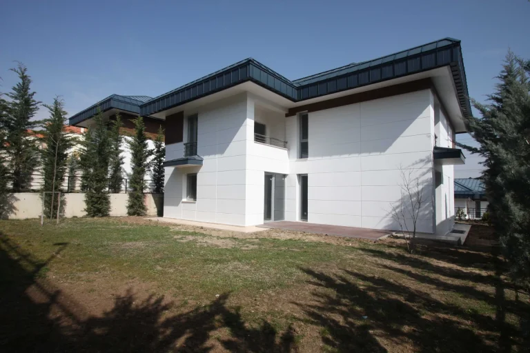 Elitkoru KYK Dış Cephe ve Çevre Düzenlemesi