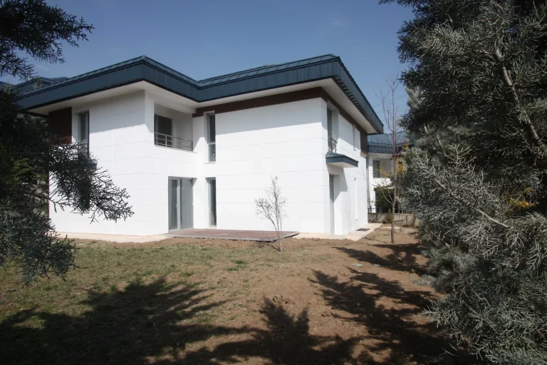 Elitkoru KYK Dış Cephe ve Çevre Düzenlemesi