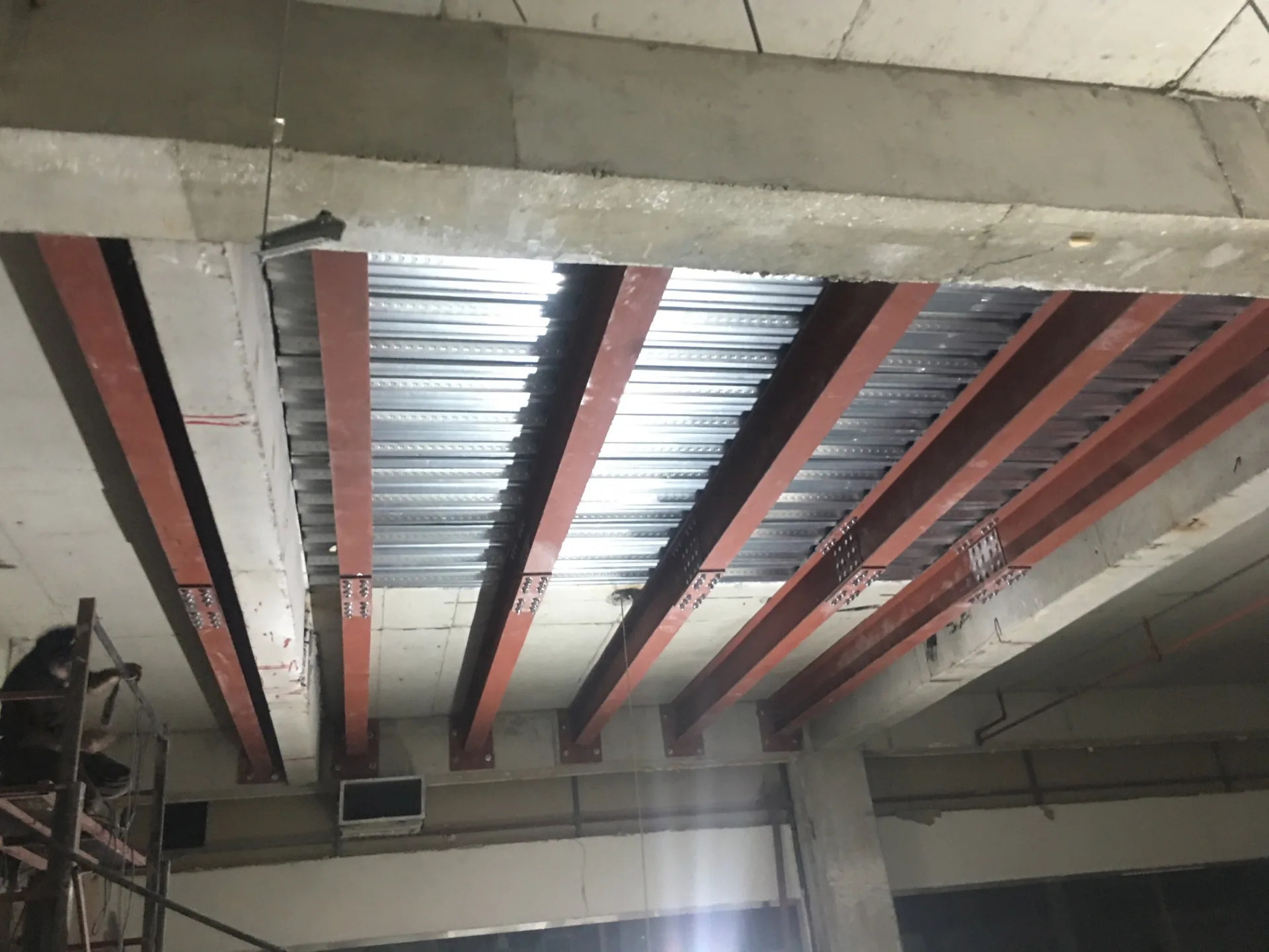 Optimum AVM Çelik Güçlendirme